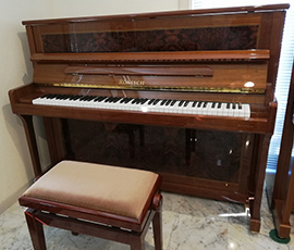 写真：118KI (Walnut/Burr walnut inlays high gloss)