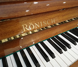写真：118KI (Walnut/Burr walnut inlays high gloss)