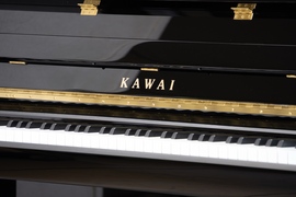 写真：アップライトピアノ