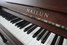 写真：アップライトピアノ